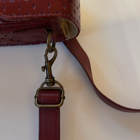 ICON Mini Travel cross body/ Can attach on a Belt - Picture 7 of 11